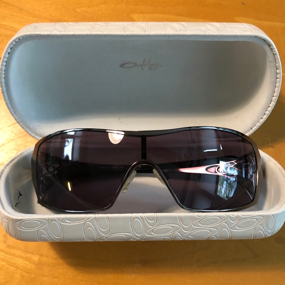 Oakley Women's Dart Sunglasses